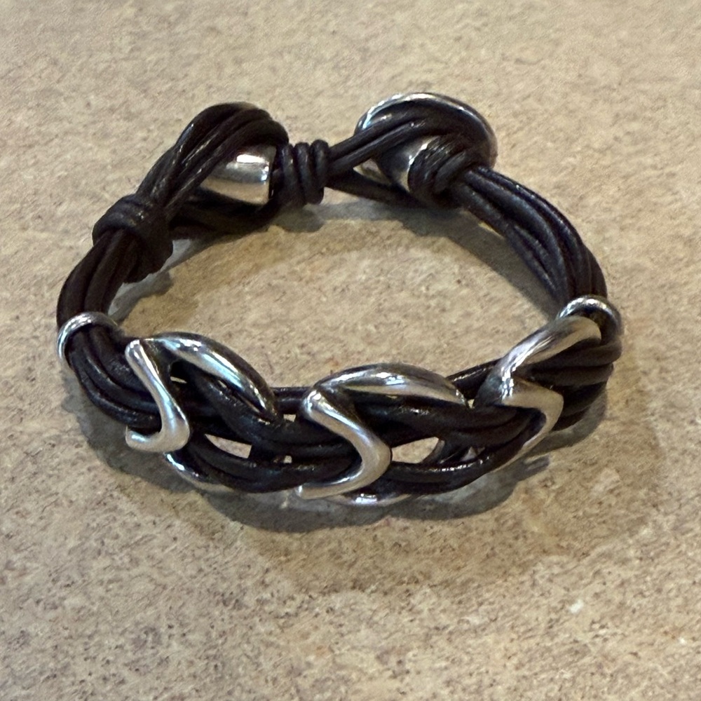Uno de 50 Silver Plated & Leather Step by Step Bracelet with Removable Extender